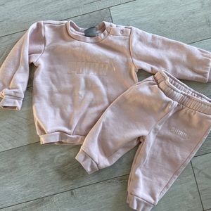 PUMA baby girls sweatsuit 3-6 mos